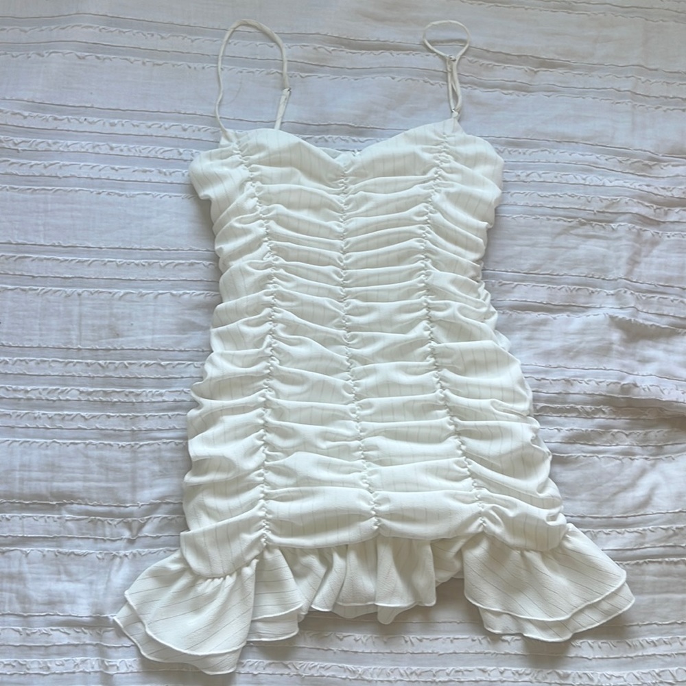 LUCKY IN THE SKY NEVER WORN WHITE DRESS